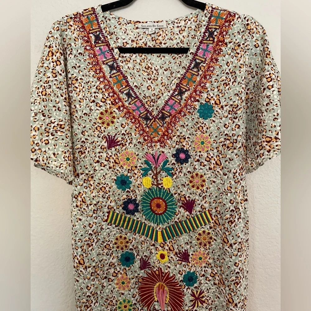 See and Be Seen Floral and Leopard Print Embroidered Midi Dress - Picture 5 of 6